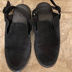 Dr Marten Unisex CARLSON Black E H Suede MB  27410001 Men 7 Women 8